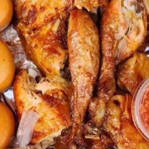 Hình ảnh Hệ Thống Gà Quay & Cơm Lam Ngọc Minh Food - Lâm Văn Bền