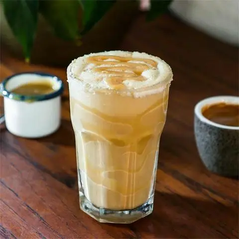 Hình ảnh Cà Phê & Sinh Tố Bảo Thiện - Trần Minh Quyền