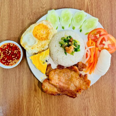 Hình ảnh Cô Tư - Cơm Phần & Cơm Tấm - Đường Số 3