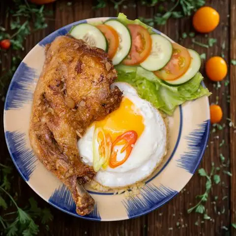 Hình ảnh ChạmS - Cơm Gà Tẩm Mạch Nha - Tam Đảo