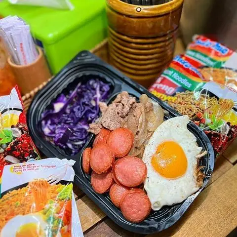 Hình ảnh Mì Trộn Tóp Mỡ Indo Và Trà Trái Cây Quỳnh Quỳnh - Bạch Đằng
