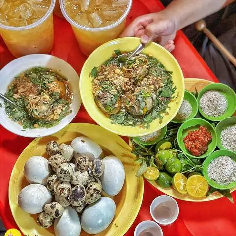 Hình ảnh Hột Vịt Lộn Xào Me 84 Tô Hiệu - Tô Hiệu