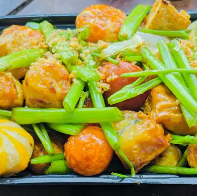 Hình ảnh Ăn Vặt & Cá Viên Chiên - Đông Hồ
