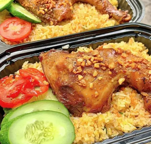 Hình ảnh Cơm Gà Mắm Tỏi 79 - Quốc Lộ 1A