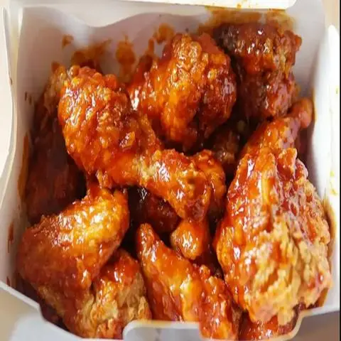 Hình ảnh Wonder Chicken - Gà Rán & Mỳ Trộn Sốt Hàn Quốc - Lê Bình