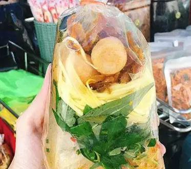 Hình ảnh Bánh Tráng Trộn Chú Viên - Nguyễn Thượng Hiền