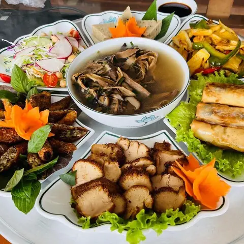 Hình ảnh Om Chay - Đường Số 49