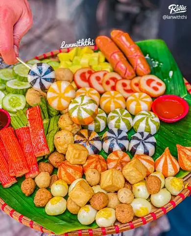 Hình ảnh Ăn Vặt Cherry - Cá Viên Chiên & Gà Ủ Muối - Phạm Văn Chiêu