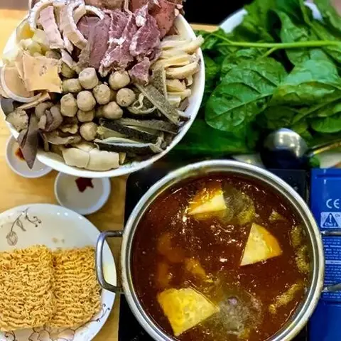 Hình ảnh Lẩu Bò Đức Tuyền - Lẩu Bò & Bê Thui - Hương Lộ 80B