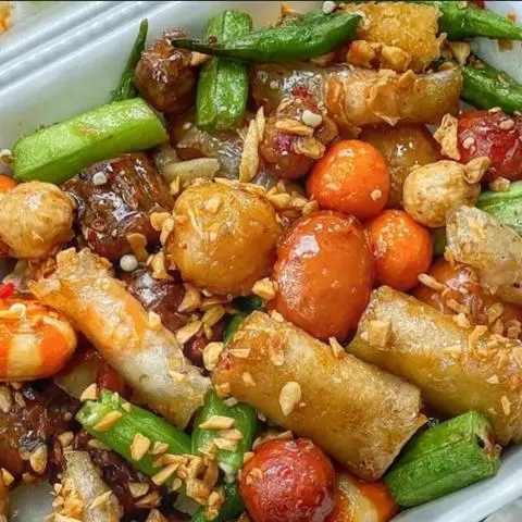 Hình ảnh Cá Viên Chiên Góc Ngã 4 - Hòa Bình