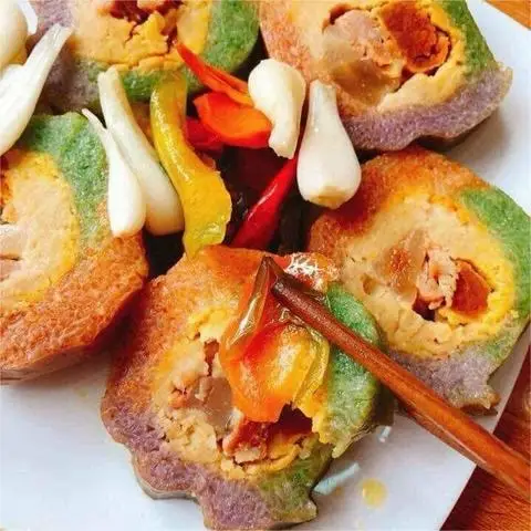 Hình ảnh 9 Di - Bánh Tét Trà Cuôn - Đặc Sản Trà Vinh - Lò Gốm