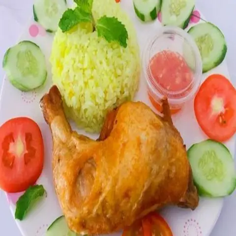 Hình ảnh Toàn Ký - Cơm Gà & Mì Xào Giòn - Nguyễn Lâm