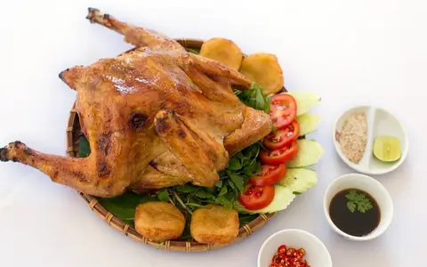 Hình ảnh Gà Quay Cao Nguyên - Đường 42