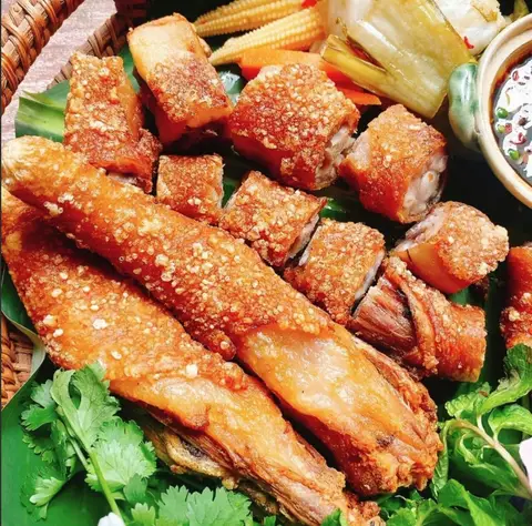 Hình ảnh Đuôi Heo Chiên Giòn Nhà Gấu - Lê Thị Hồng
