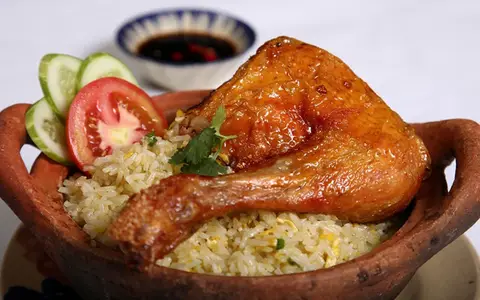 Hình ảnh Cơm Gà Quay Da Giòn - Đường Số 9A