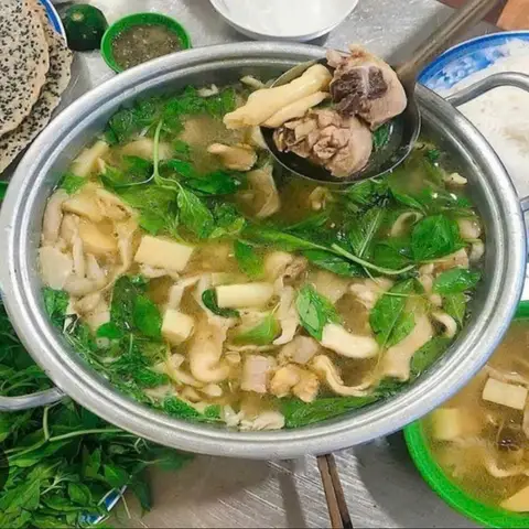 Hình ảnh Gà Nè - Lẩu Gà Lá É & Gà Nướng - Đường Số 4