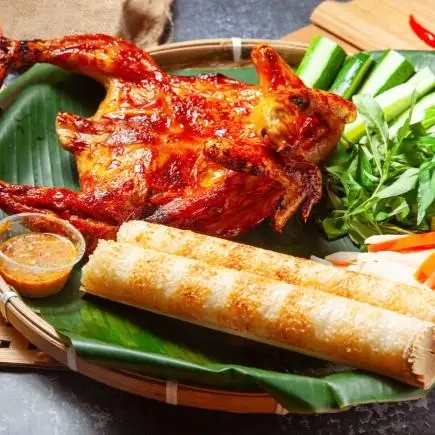 Hình ảnh Gà Nướng Sài Gòn - Gà Nướng Mắm Nhĩ & Gà Nướng Ngũ Vị - Tô Ngọc Vân