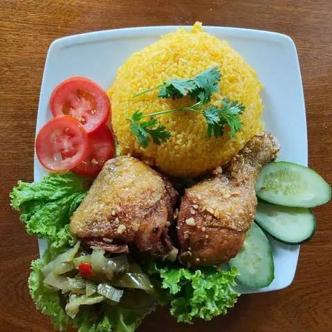 Hình ảnh Cơm Gà Xối Mỡ Hương Biển - Đường D4