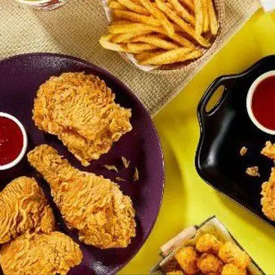 Hình ảnh Ăn Vặt Cherry - Mì Trộn, Cá Viên & Trà Sữa - Đỗ Quang Đẩu