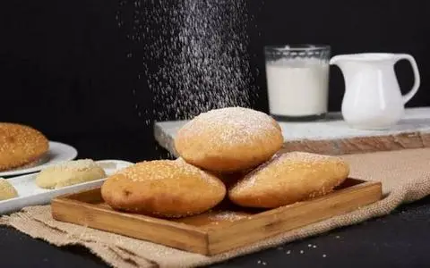 Hình ảnh Bánh Tiêu Chùa Ông - Đường Số 6