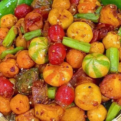 Hình ảnh Mẹ Bom - Ăn Vặt Cá Viên & Chả Cá Khổ Qua Ớt - Đường Số 7