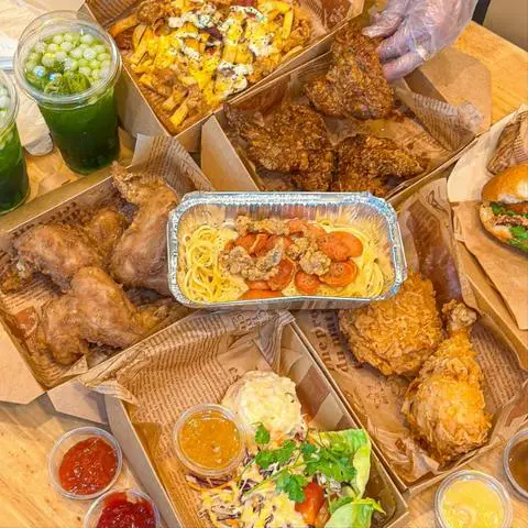 Hình ảnh PLV Chicken - Gà Rán & Burrito - Kênh Tân Hóa
