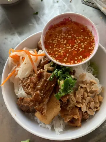 Hình ảnh Cơm Tấm Oanh & Bún Thịt Nướng - Hưng Phú