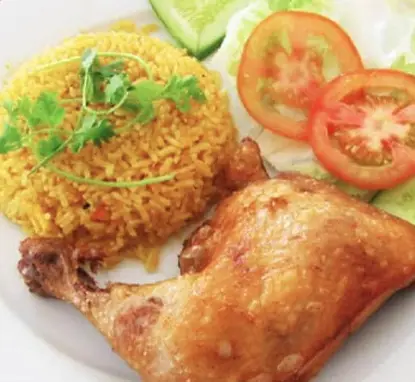 Hình ảnh Cơm Chiên Gà Xối Mỡ Tuyết My - Đỗ Văn Dậy