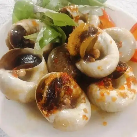 Hình ảnh Ốc Thúy - Trần Quý