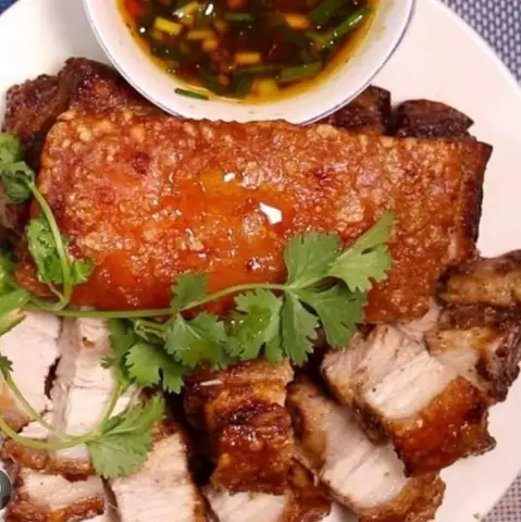 Hình ảnh Heo Quay A Lũ - Ba Đình