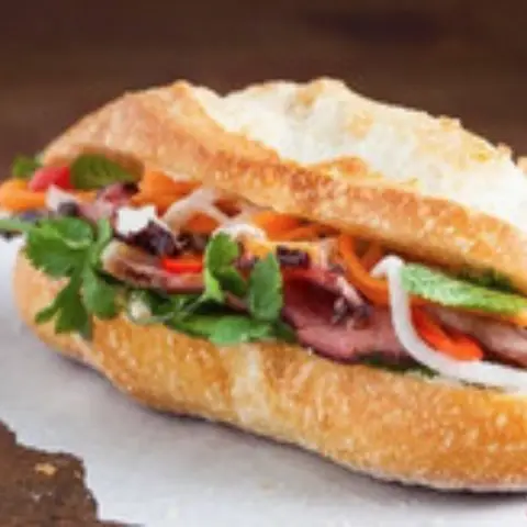 Hình ảnh Bánh Mì Cô Ba Hàng Xanh - Điện Biên Phủ