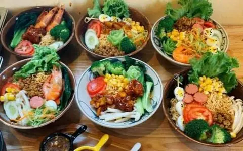 Hình ảnh Trùm Ăn Vặt & Mì Trộn - Tây Hòa
