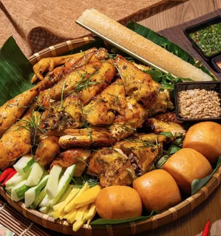 Hình ảnh Gà Nướng Lu Hoàng Công - Tân Sơn