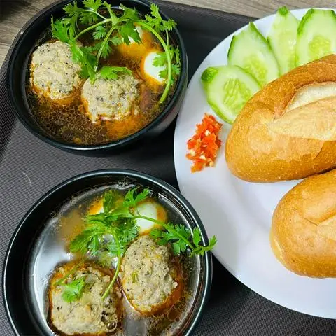Hình ảnh Kutin Bánh Mì Xíu Mại Chén - Lý Thái Tổ