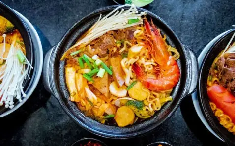 Hình ảnh Mì cay Cherry's - Cơm & Chân Gà - Huỳnh Khương An
