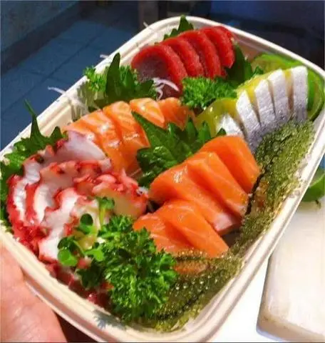 Hình ảnh Sushi Tokyo Deli - Sashimi & Salad - Vạn Kiếp