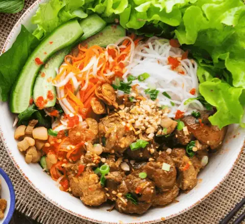 Hình ảnh Bánh Mì & Bún Thịt Nướng - Âu Dương Lân