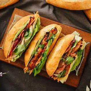 Hình ảnh Bánh Mì Tuấn Kay - Huỳnh Tấn Phát