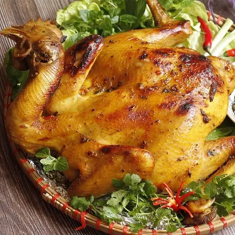Hình ảnh Gà Nướng & Heo Quay Da Giòn - Nguyễn Xiển