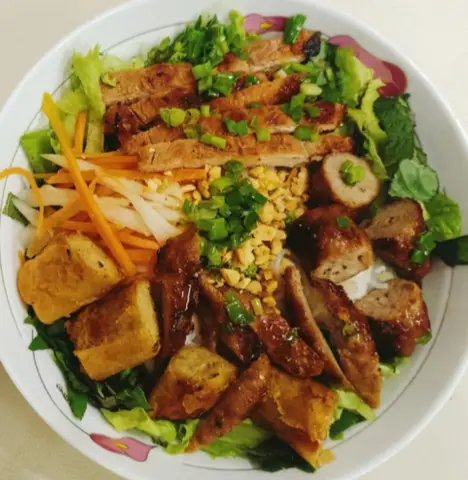 Hình ảnh Bếp Nhà Bác Hai - Nguyễn Ảnh Thủ