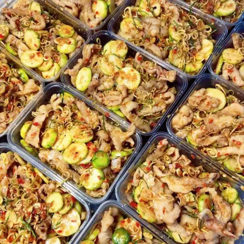 Hình ảnh Lam Foods - Chân Gà Rút Xương Sả Tắc & Thức Ăn Nhanh - Đường Số  32
