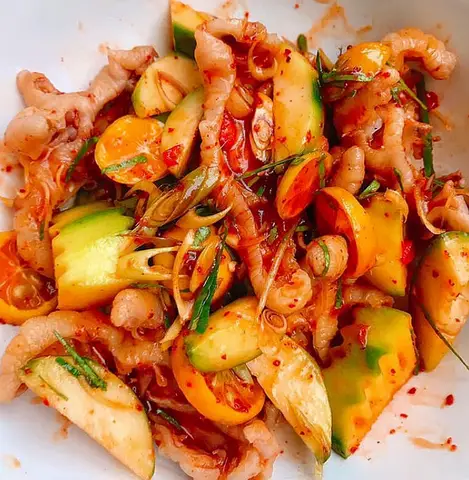 Hình ảnh Chân Gà Xả Tắc & Sốt Thái Ella - Nguyễn Phúc Chu