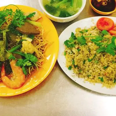 Hình ảnh Quán Út Đỏ - Cơm Chiên & Mì Xào - Lê Thị Hồng