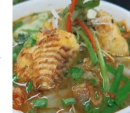 Hình ảnh Bánh Canh Cá Lóc Pé Út Hải Lăng - Lô Tư
