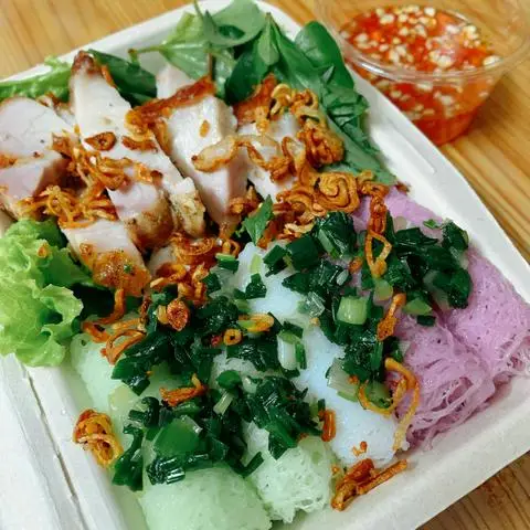 Hình ảnh Cô Ba T - Bánh Hỏi & Heo Quay - Chung Cư Ấn Quang