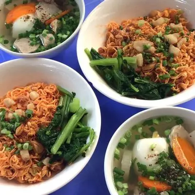 Hình ảnh Mì Trộn Trứng Lòng Đào - Kỳ Đồng
