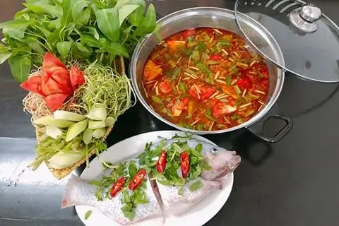 Hình ảnh Lẩu Cá Sinh Đôi - Trương Đình Hội