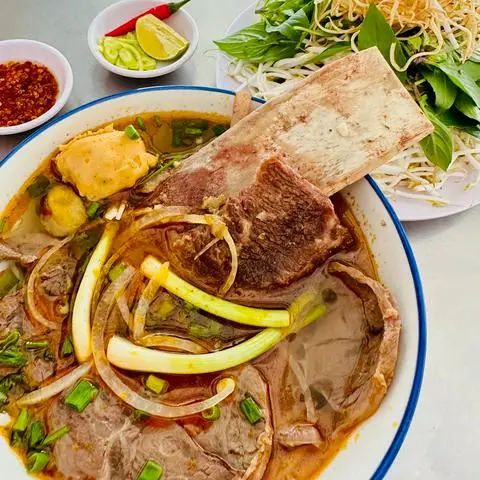 Hình ảnh Bún Bò Huế Rất Huế - Nguyễn Sơn 
