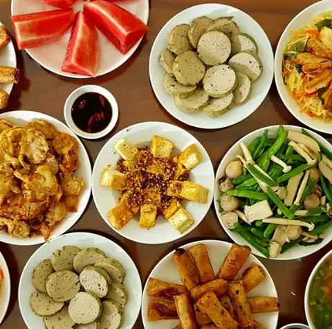 Hình ảnh Cơm Chay Tình Thương 1 - Nguyễn Văn Bảo