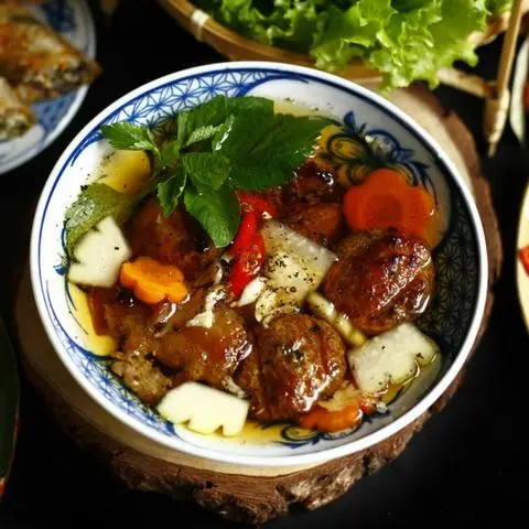 Hình ảnh Dũng Hà - Bún Chả Hà Nội - Phú Thuận